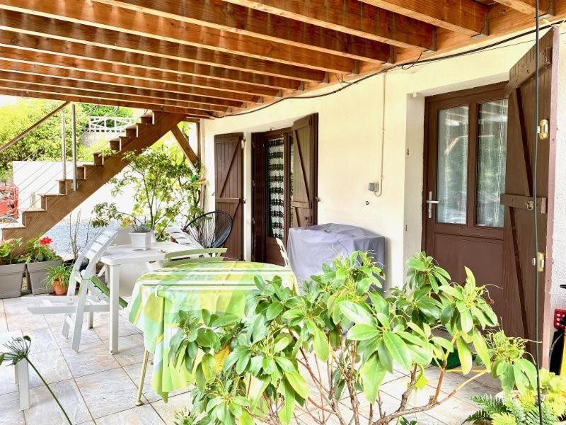 Charmant F1 Avec Terrasse Et Vue Sur Jardin Arbore - Fraicheur Naturelle Du Rez De Jardin - Parking Бельрив-сюр-Альє Екстер'єр фото
